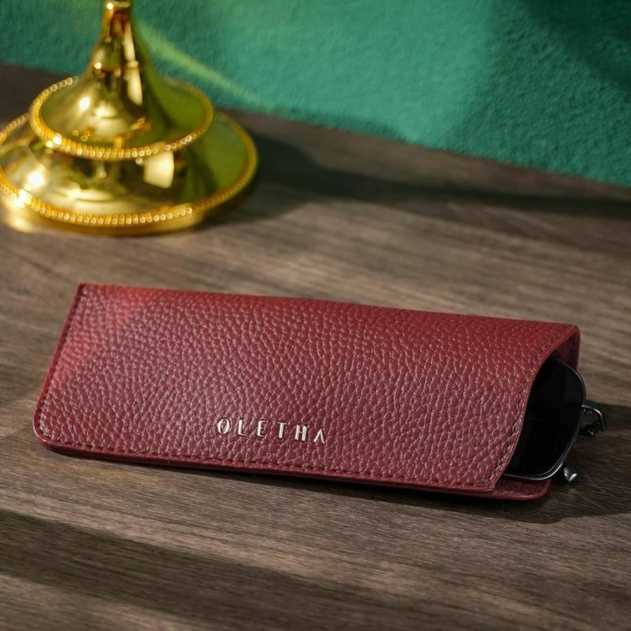 OLETHA Soft Aesthetic Glasses Case - Sleek Slip-In Design for Eyewear Protection
